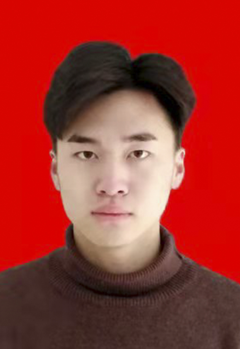 刘宇龙.jpg