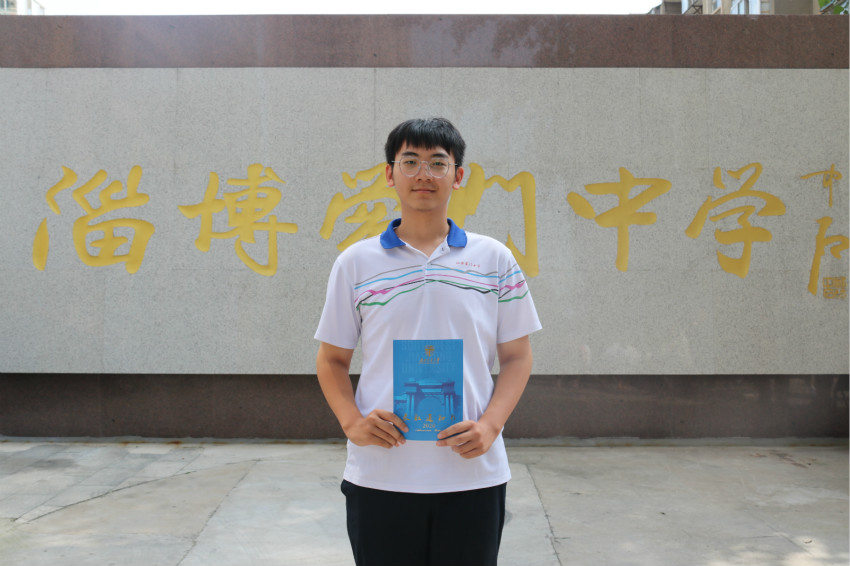 张明龙-西南交通大学_meitu_10.jpg