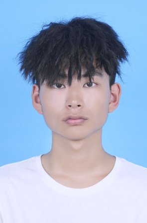 穆珑昌.jpg